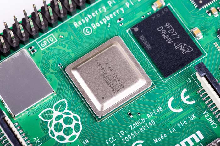 raspberry pi 4 software download